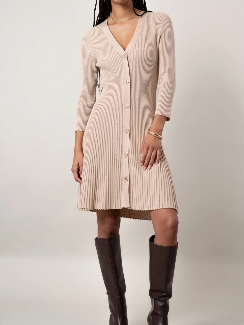 Cyrus Ribbed Button-Front Knit Dress in Oatmeal Cookie Size Medium NWT